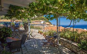 Pantazis Studios In Agios Nikitas